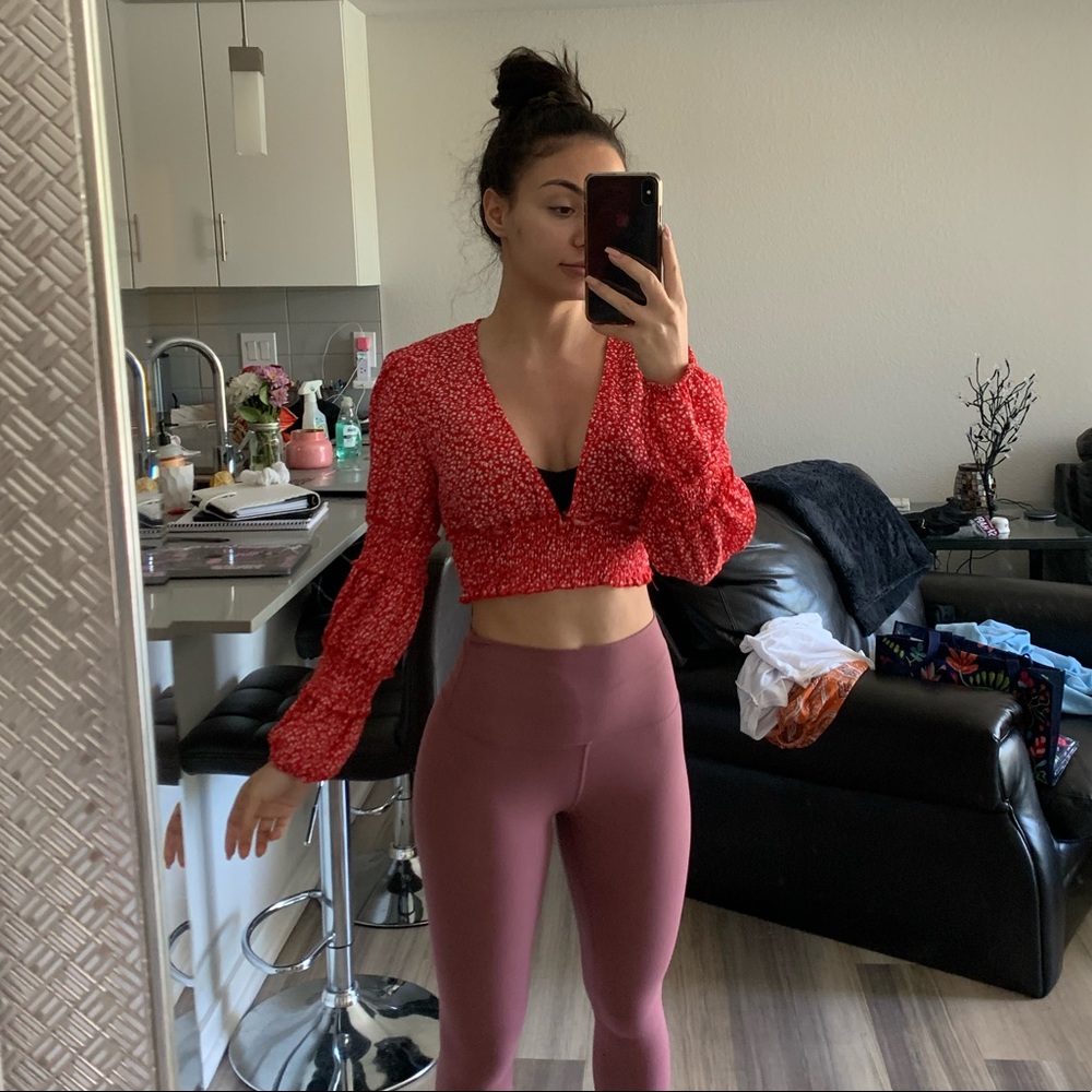 Beginning Boutique Red Long Sleeve Crop